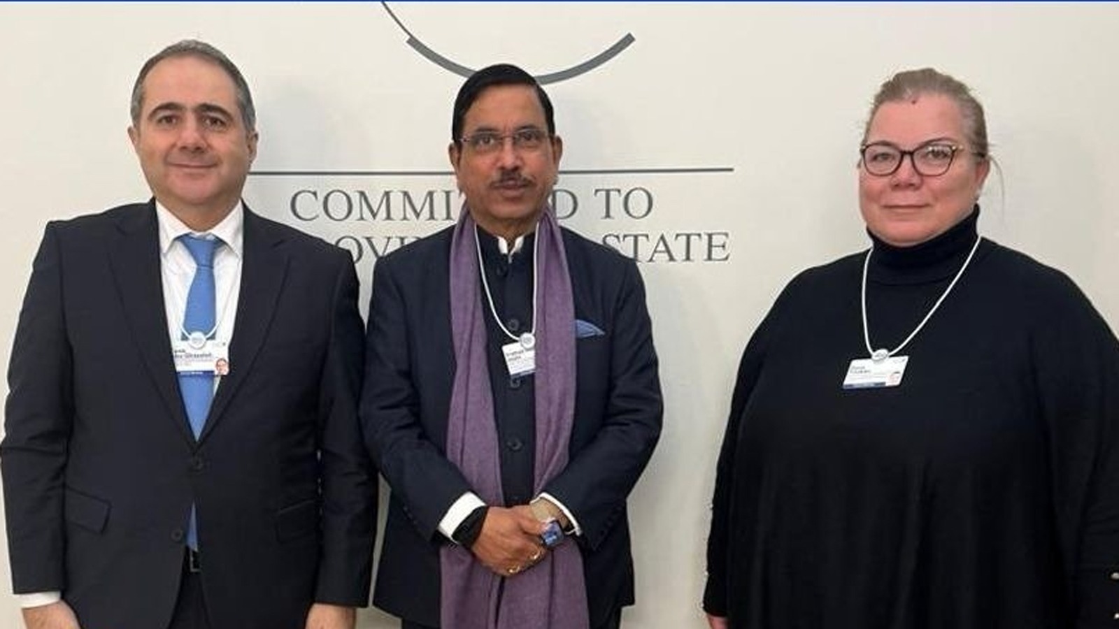 Pralhad Joshi showcases India’s clean energy